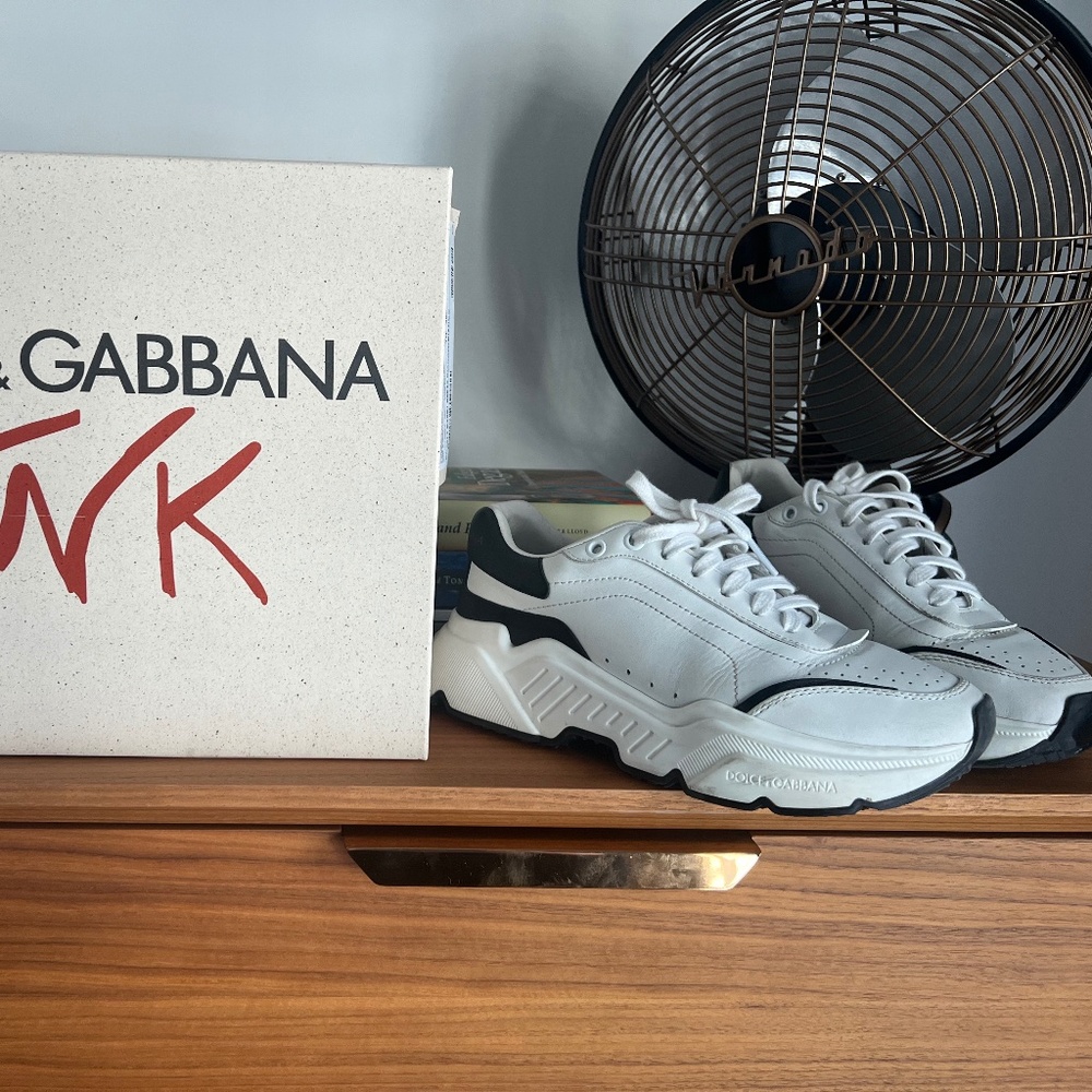 Authentic Dolce and Gabbana daymaster sneakers